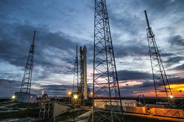 SpaceX Falcon 9 Rocket Launch: Starlink Deployment & Landing SpaceX Falcon 9 Rocket Launch: Starlink Deployment & Landing - SpaceX 이미지 4