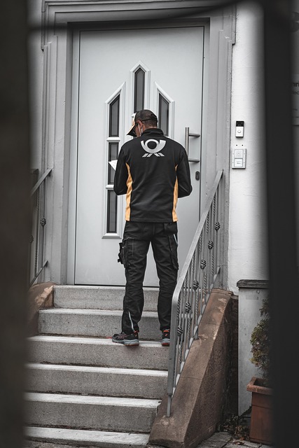 Gold  Silver Prices Notch New Record Highs; Crude Oil Prices Settle Higher | CNBC TV18 - Gold 이미지 4