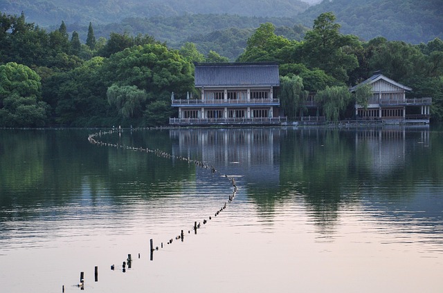 Hangzhou Travel Guide 2025: Top 10 Must-See Attractions Hangzhou Travel Guide 2025: Top 10 Must-See Attractions - Hangzhou 이미지 3